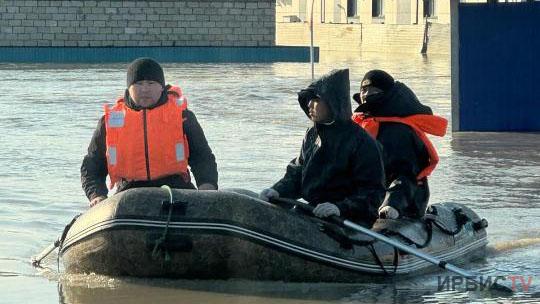 Паводки в Казахстане: свыше 96 тысяч человек эвакуированы